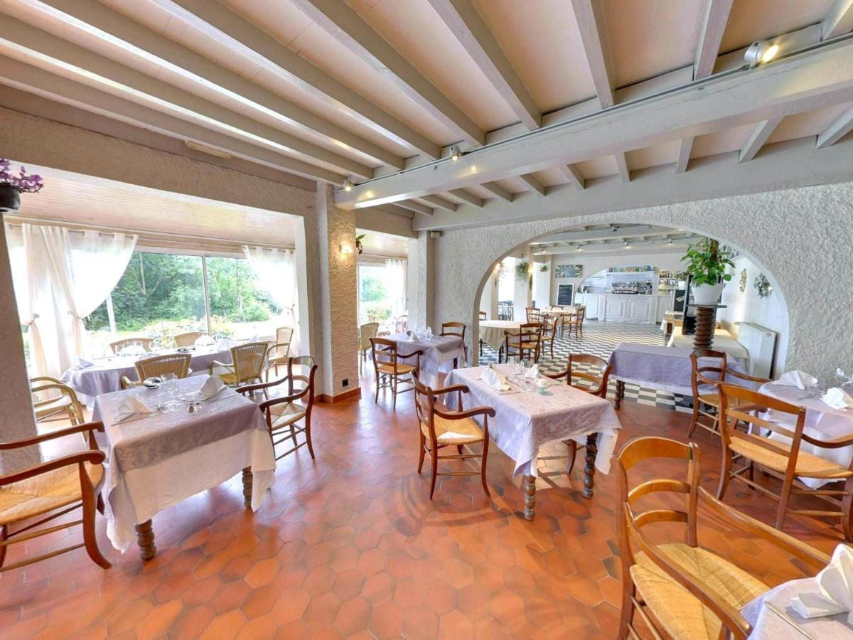 Fasthotel Oloron Hostellerie Du Paon Blanc Lurbe-Saint-Christau Kültér fotó