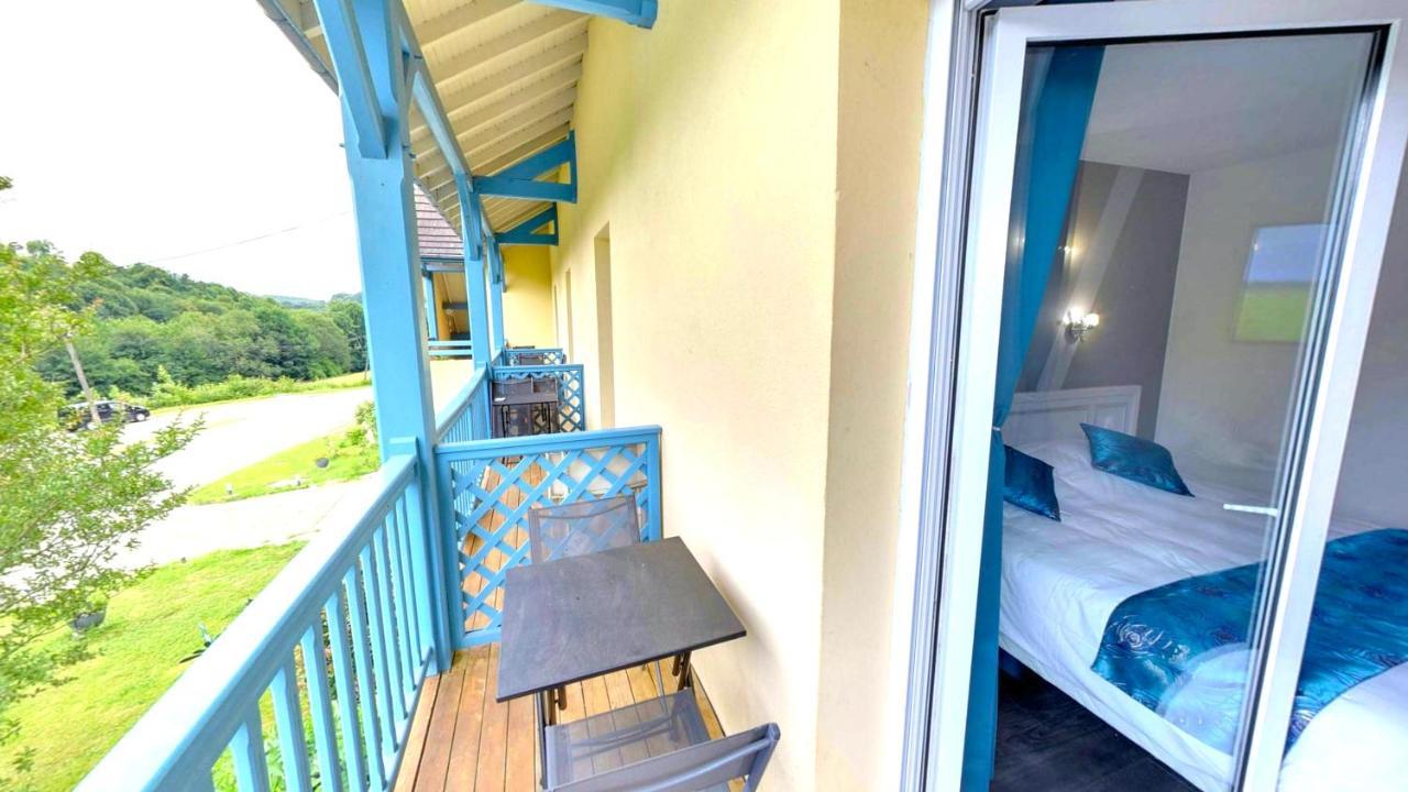 Fasthotel Oloron Hostellerie Du Paon Blanc Lurbe-Saint-Christau Kültér fotó